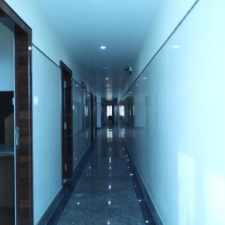 העיר בנגלור Hlv Grand Inn מראה חיצוני תמונה