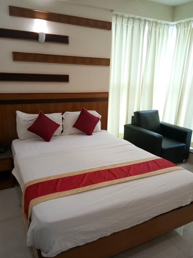 העיר בנגלור Hlv Grand Inn מראה חיצוני תמונה